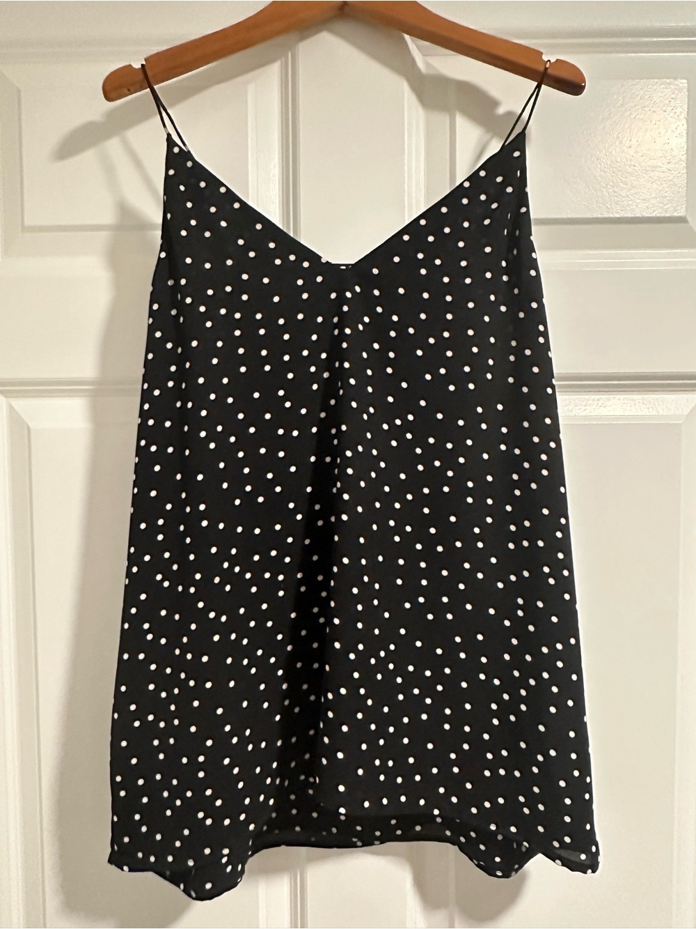 Dkny Black and White Polka Dot V-Neck Camisole Spaghetti Strap US L